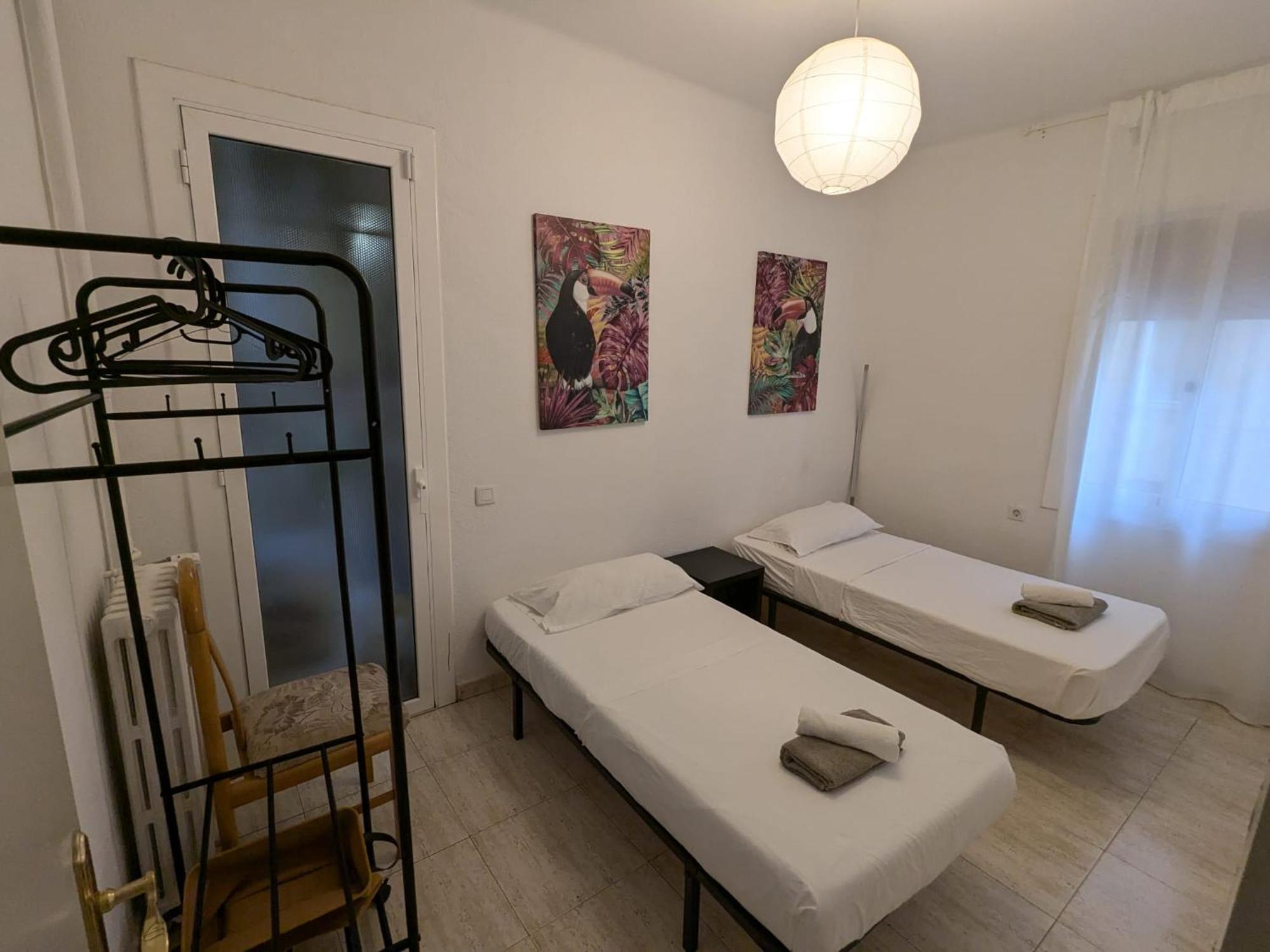 Apartamento Al Lado Del Museo Dali Figueres  Bagian luar foto